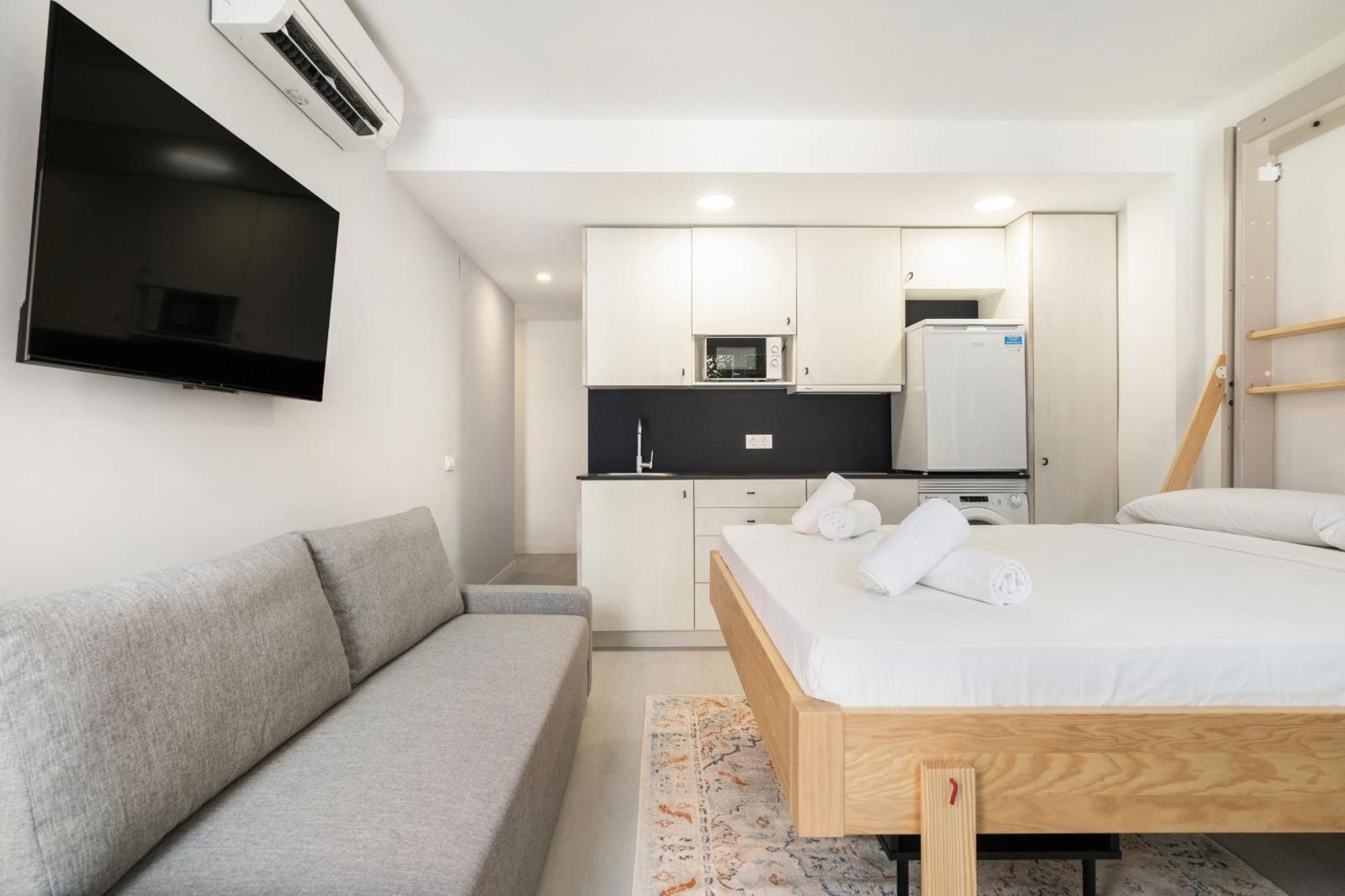 Madriver Apartamentos Reformados Con Parking Gratuito 外观 照片