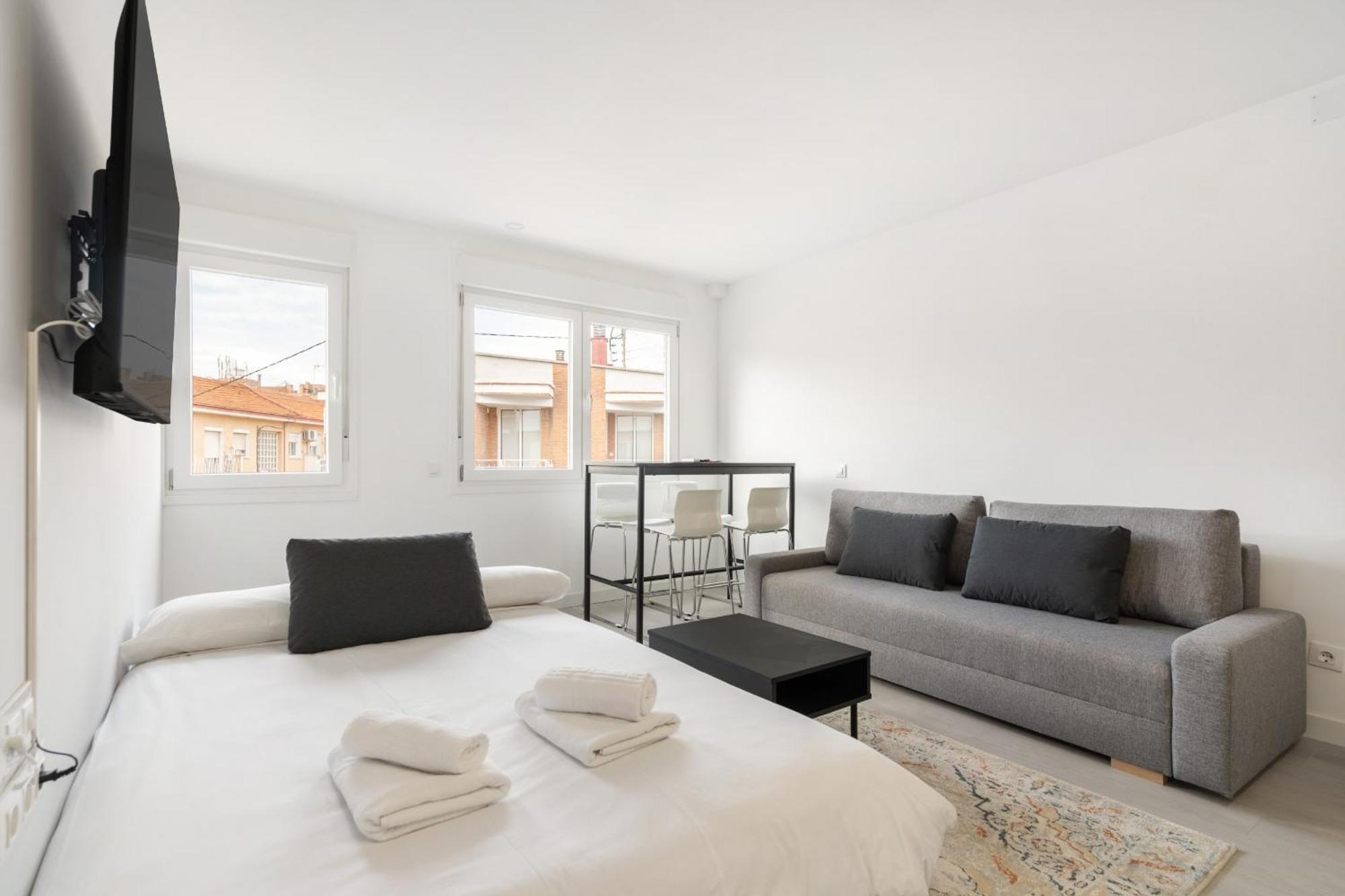 Madriver Apartamentos Reformados Con Parking Gratuito 外观 照片