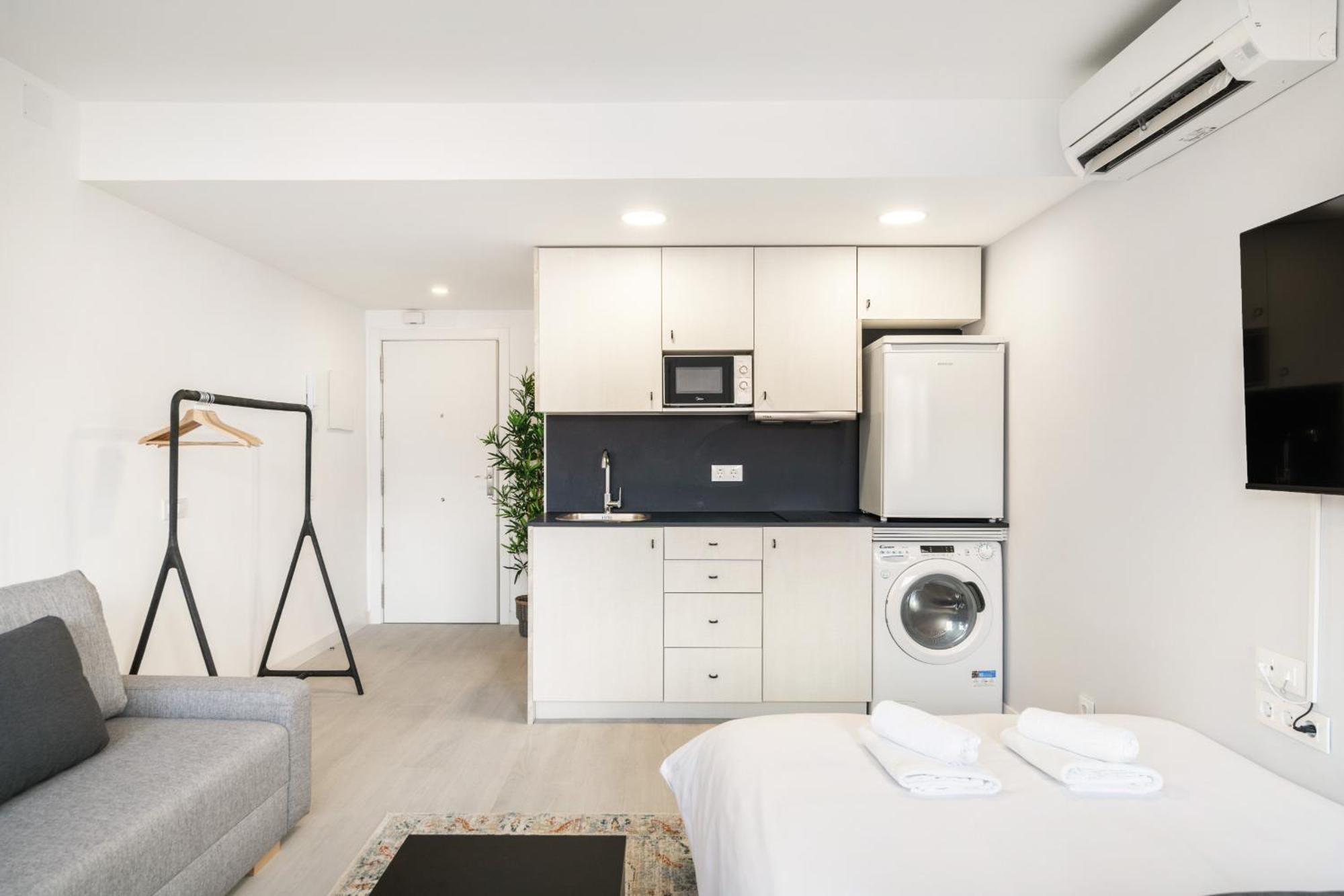 Madriver Apartamentos Reformados Con Parking Gratuito 外观 照片
