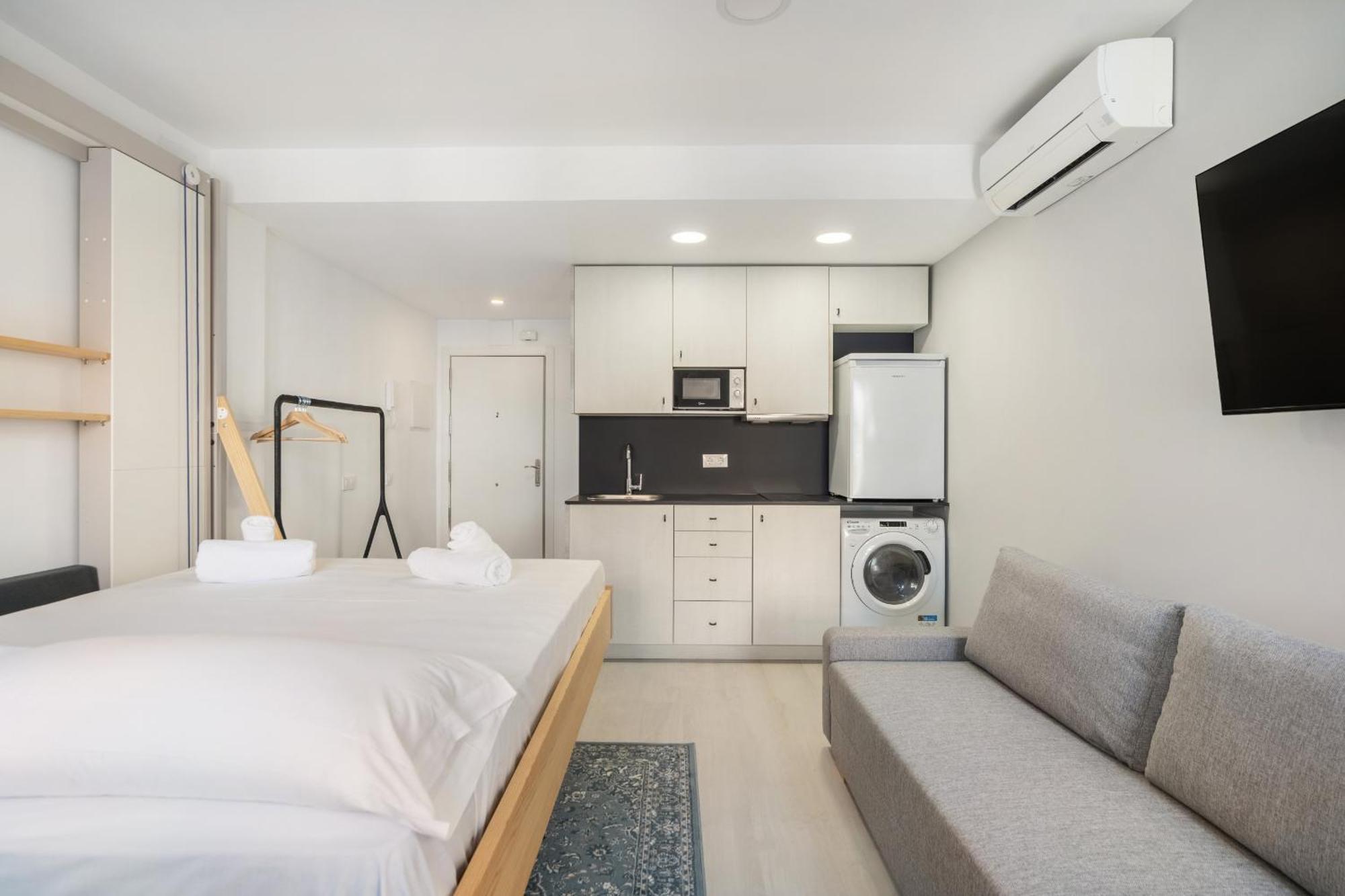 Madriver Apartamentos Reformados Con Parking Gratuito 外观 照片