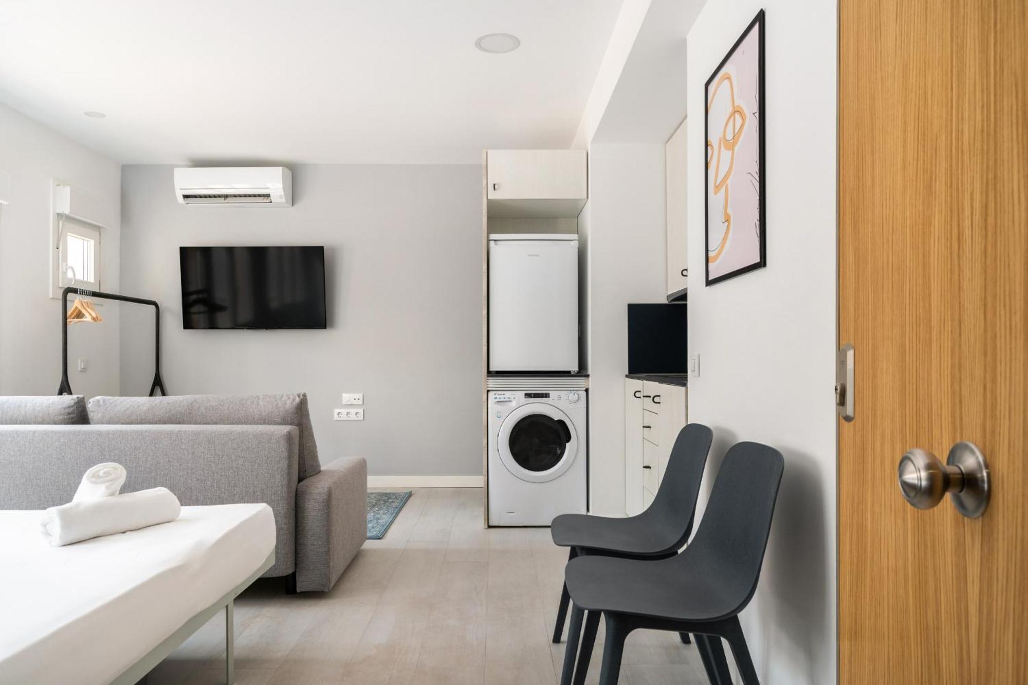 Madriver Apartamentos Reformados Con Parking Gratuito 外观 照片