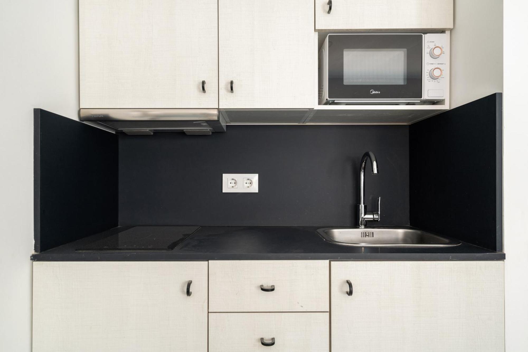 Madriver Apartamentos Reformados Con Parking Gratuito 外观 照片