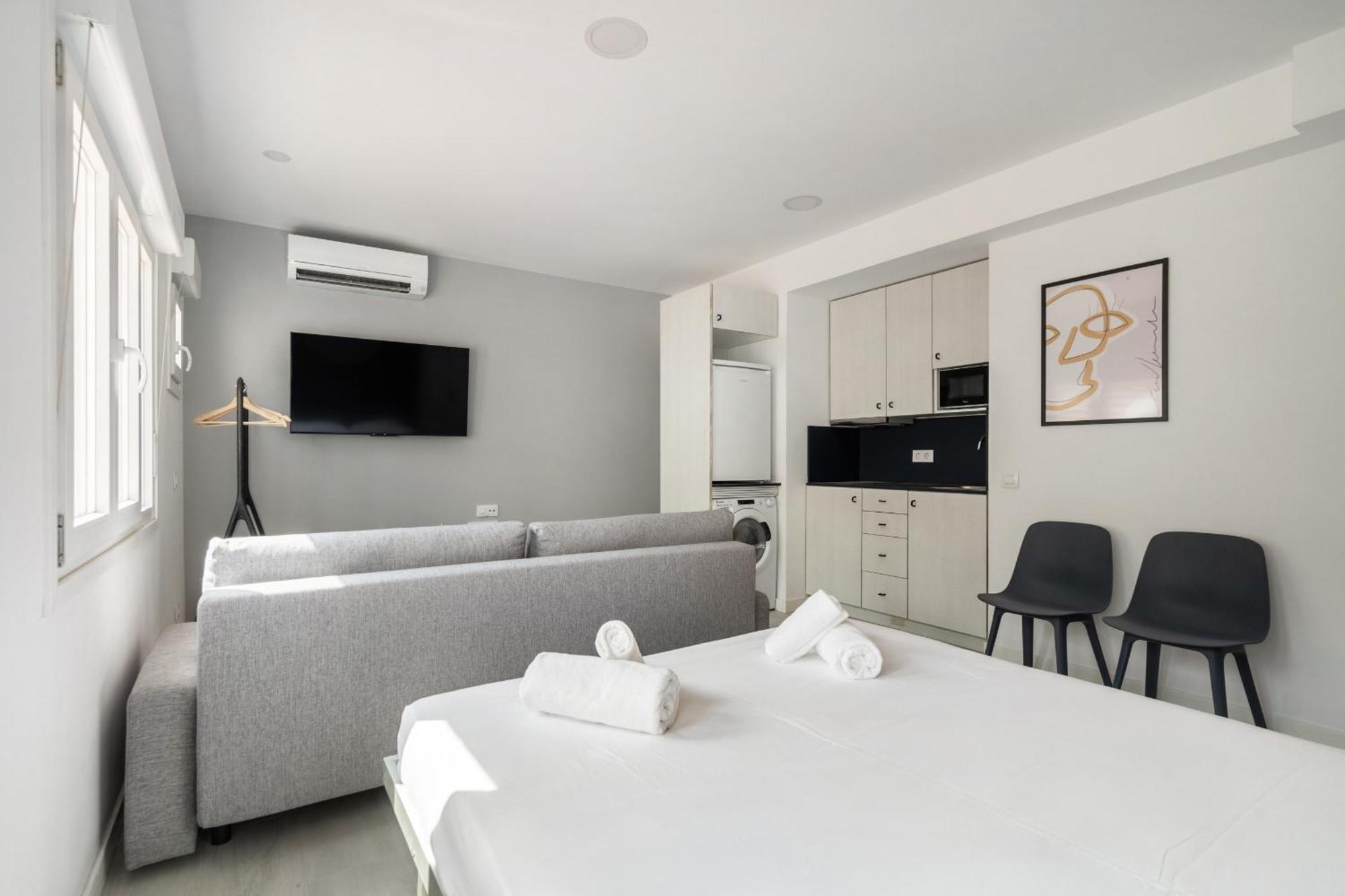 Madriver Apartamentos Reformados Con Parking Gratuito 外观 照片