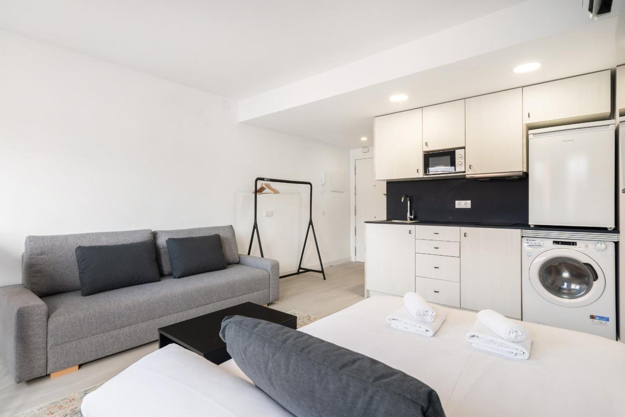 Madriver Apartamentos Reformados Con Parking Gratuito 外观 照片