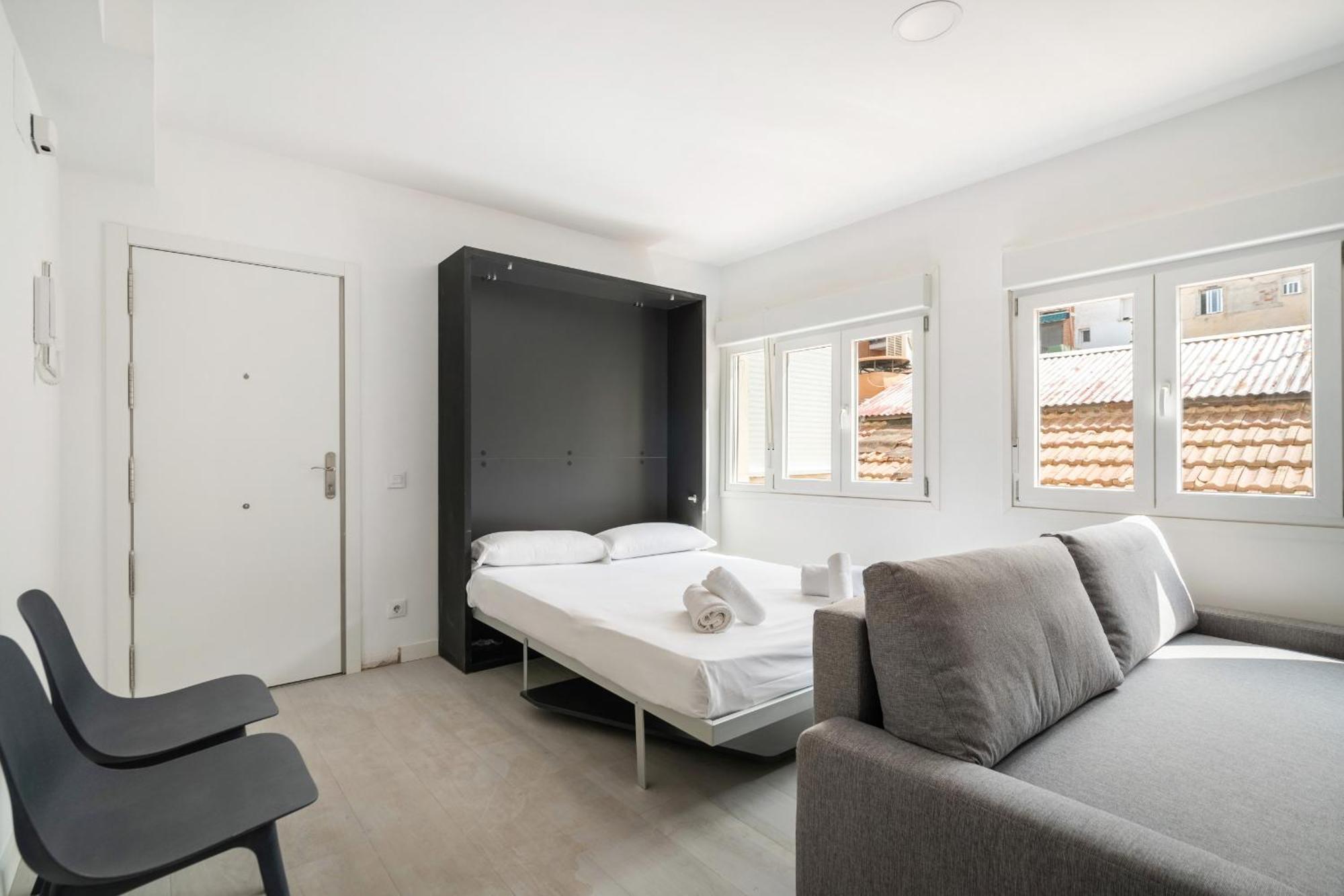 Madriver Apartamentos Reformados Con Parking Gratuito 外观 照片