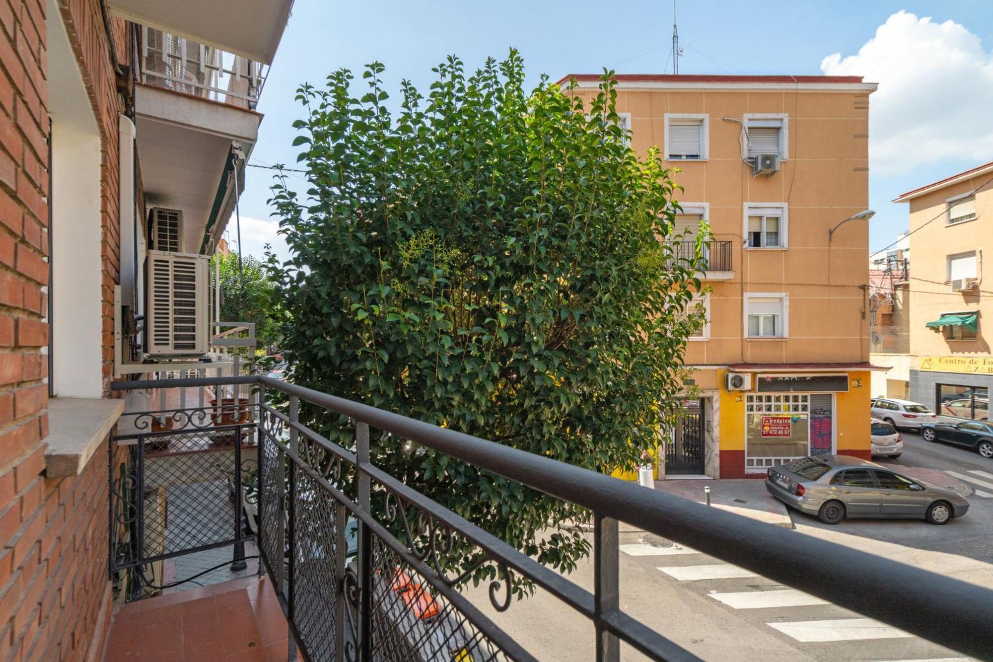 Madriver Apartamentos Reformados Con Parking Gratuito 外观 照片