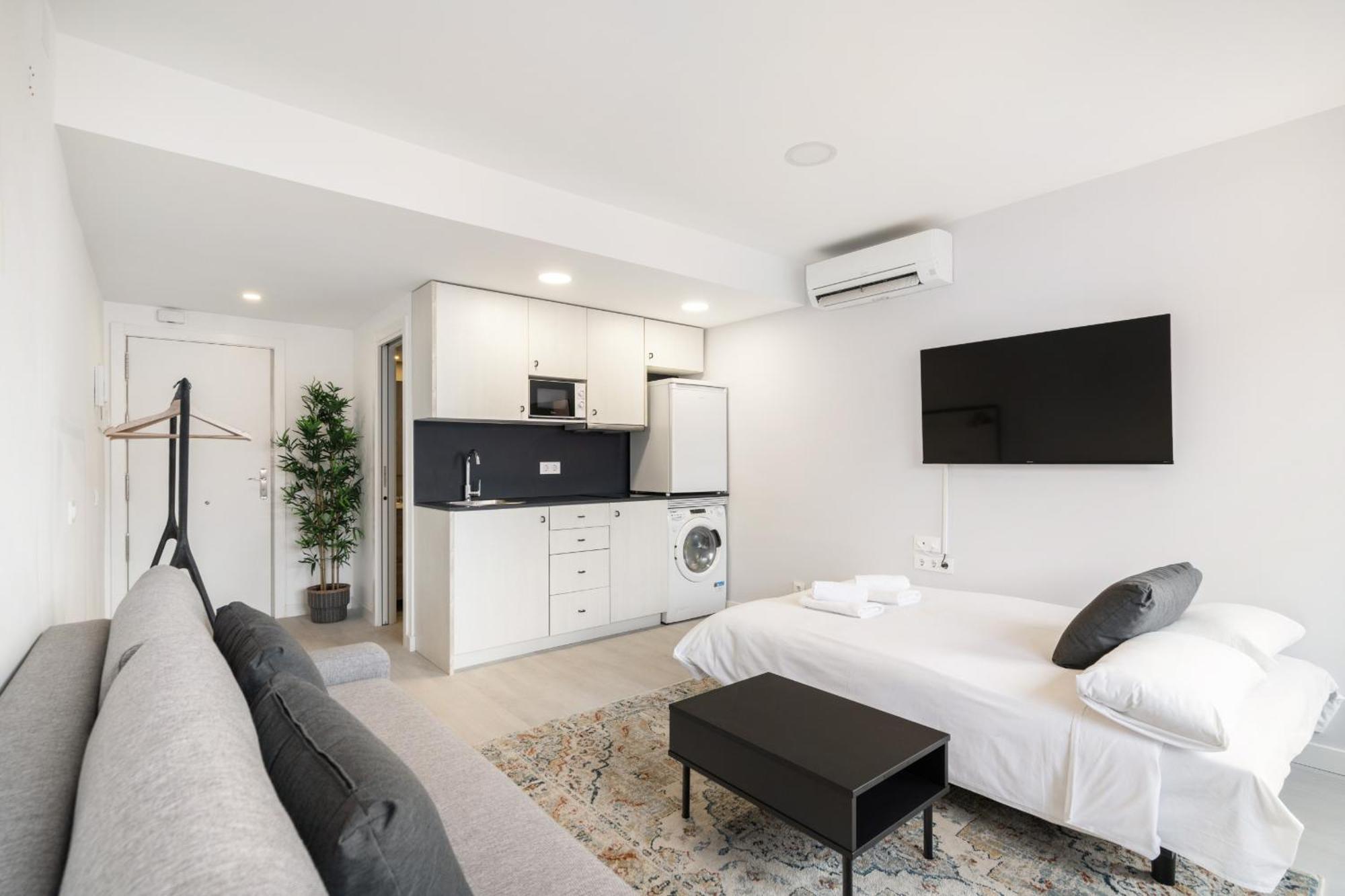 Madriver Apartamentos Reformados Con Parking Gratuito 外观 照片